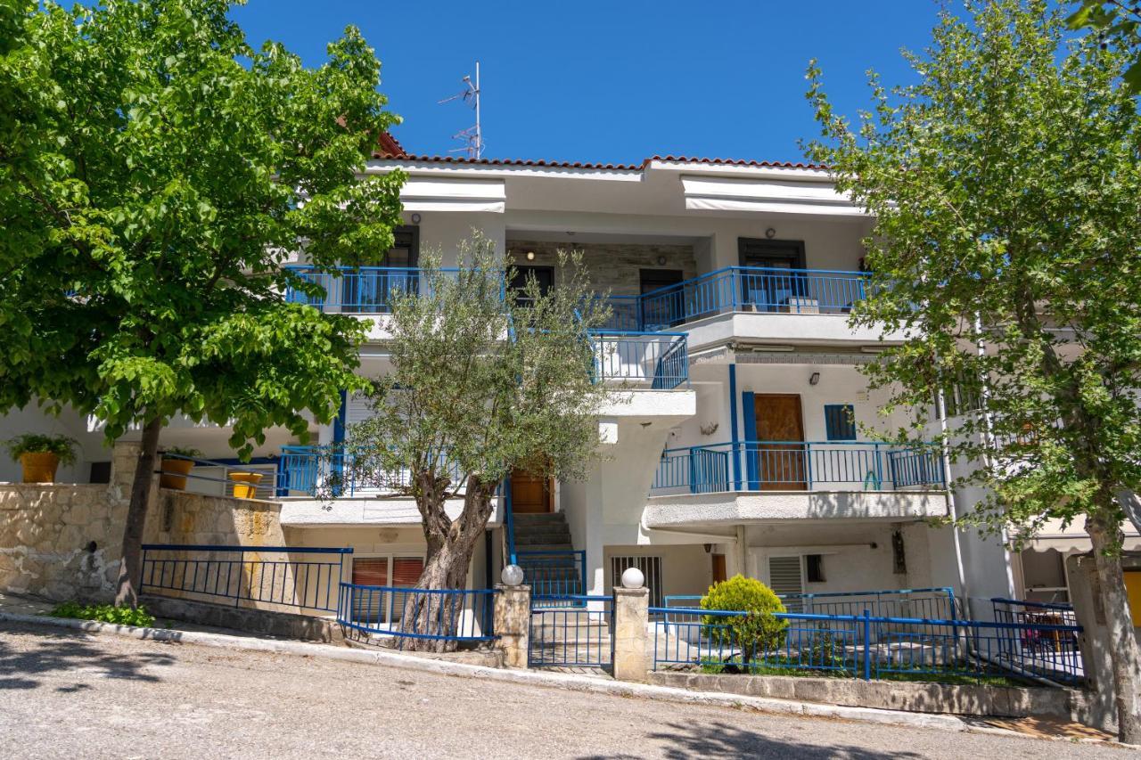 Family Apartment Zornitsa Nea Fokea Exterior photo